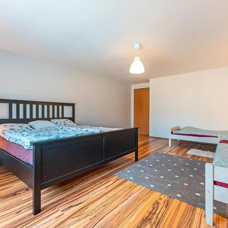 Apartman - Pokoj Cislo 1 Ξενοδοχείο με διαμερίσματα *