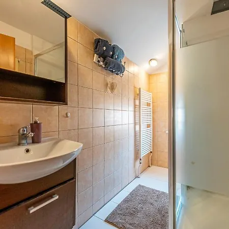 Apartman - Pokoj Cislo 1 *